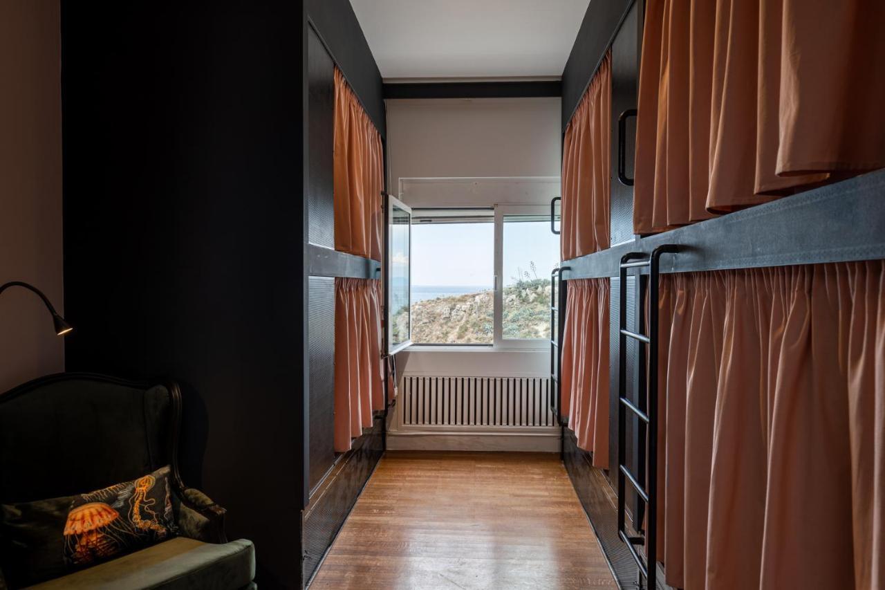 Albergue Bedwave Seaside Mansion El Pireo Exterior foto