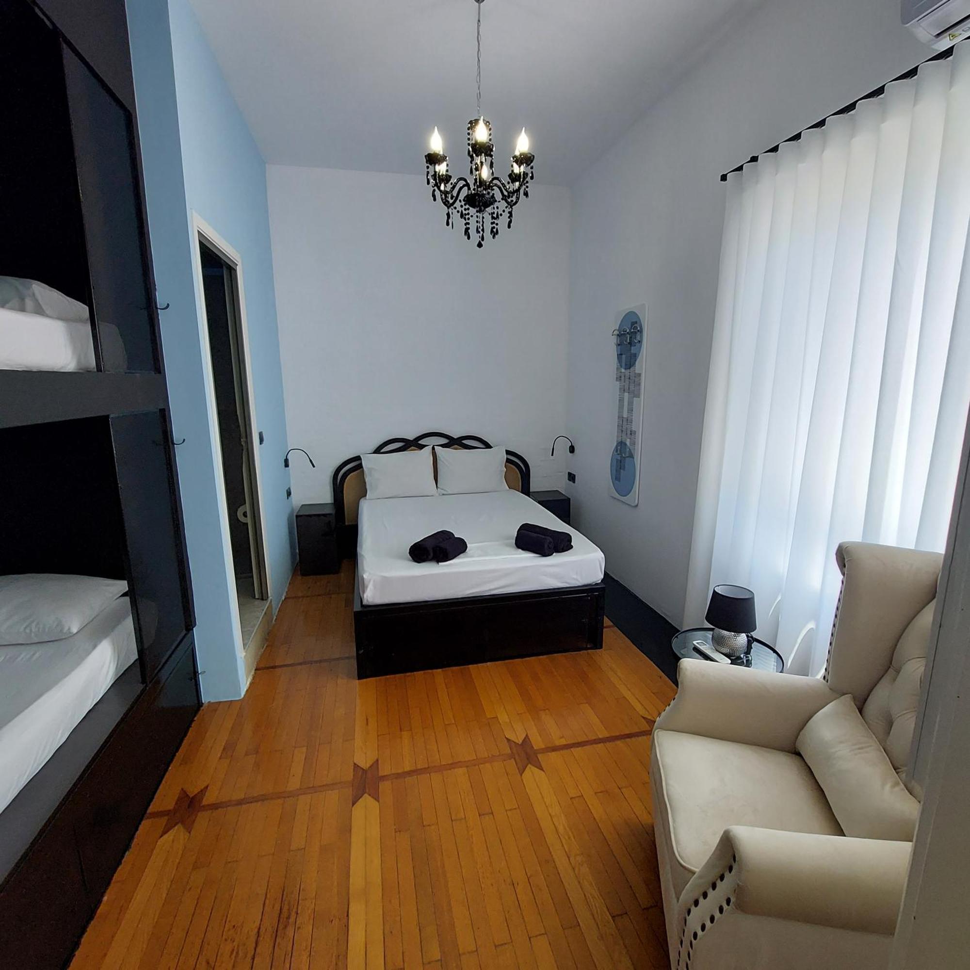 Albergue Bedwave Seaside Mansion El Pireo Exterior foto